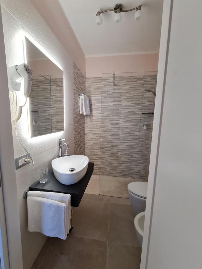Il Risveglio Di Pula Domo Hotel Eksteriør billede