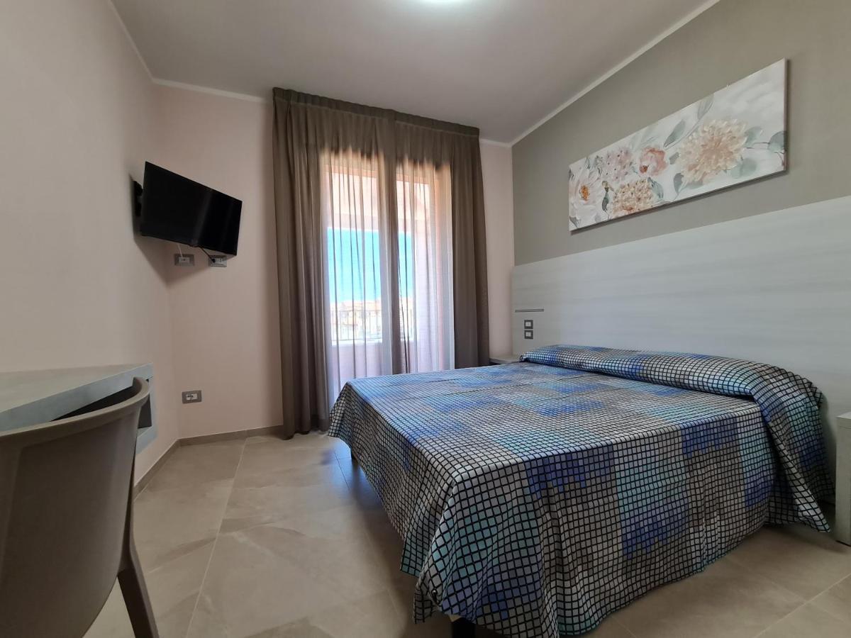 Il Risveglio Di Pula Domo Hotel Eksteriør billede