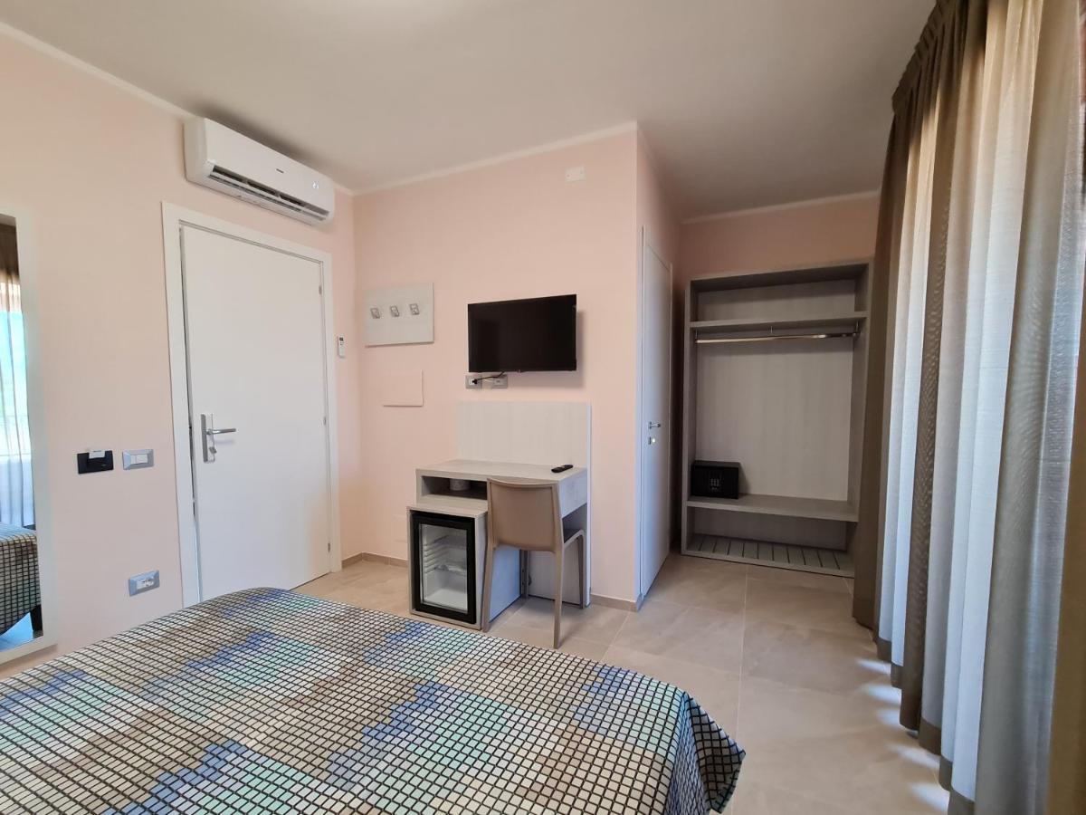 Il Risveglio Di Pula Domo Hotel Eksteriør billede